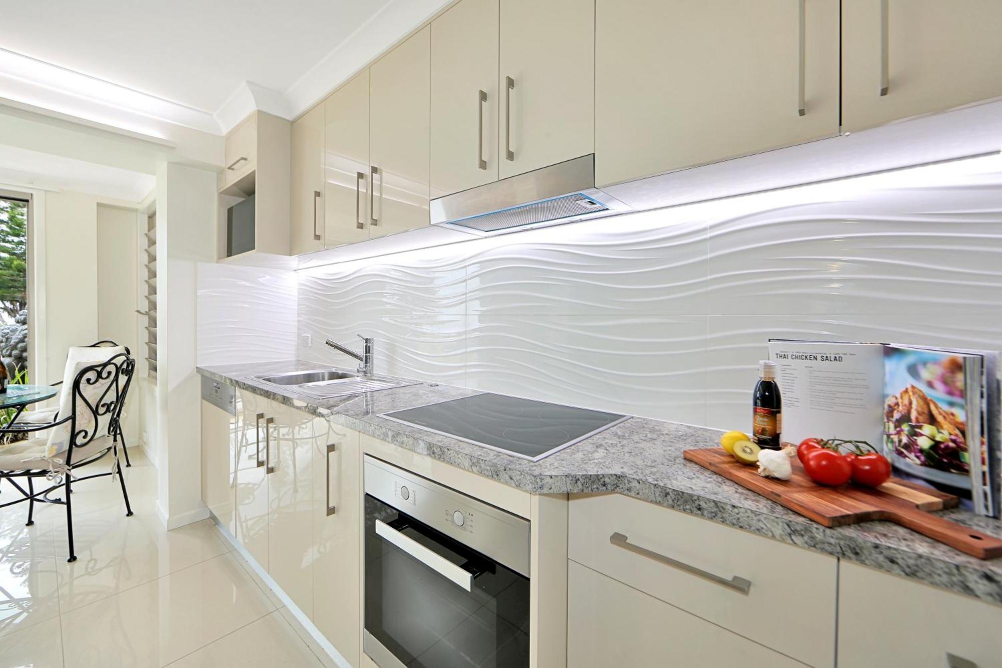 Nautilus Beachside Apartments Bargara Oda fotoğraf