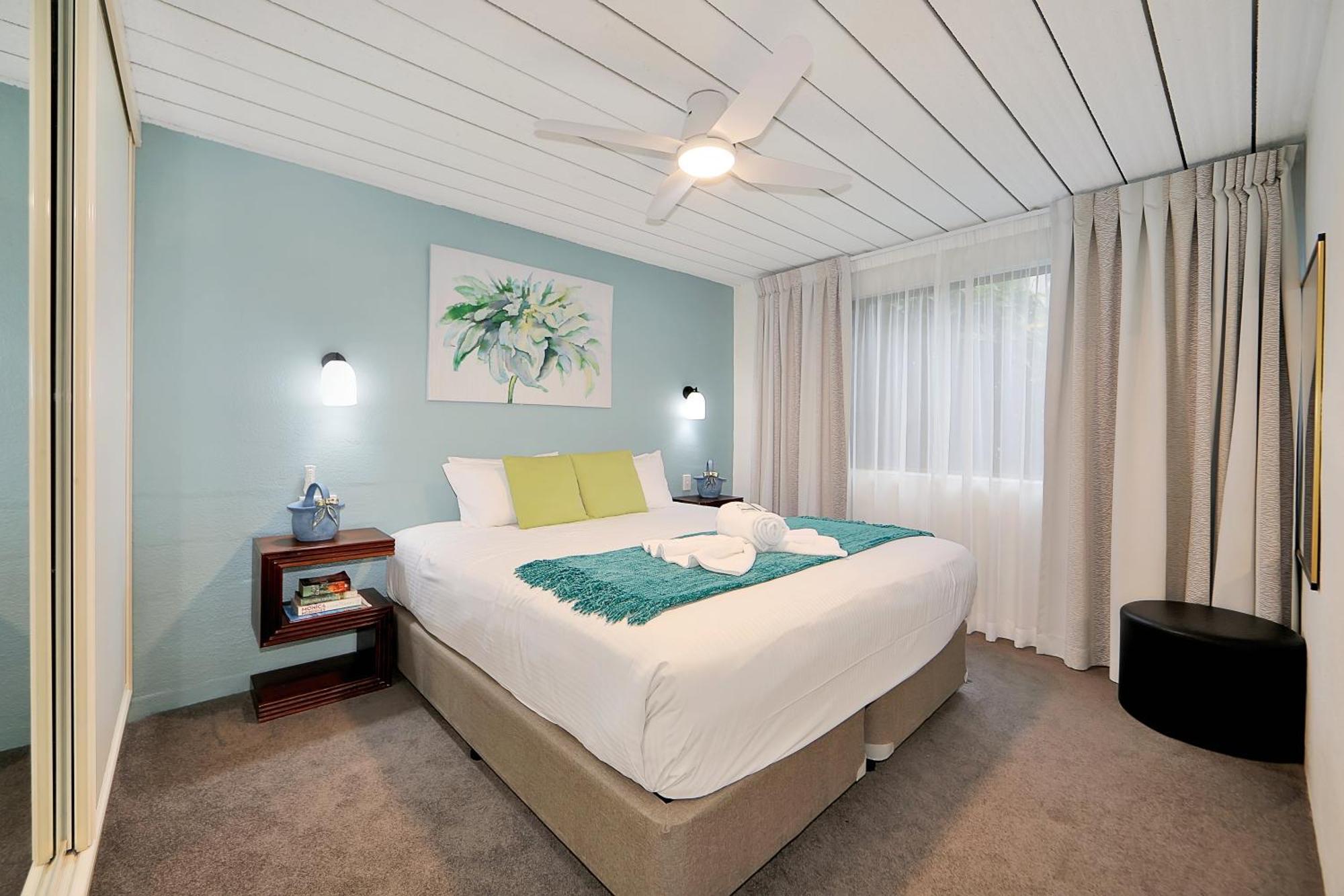 Nautilus Beachside Apartments Bargara Oda fotoğraf