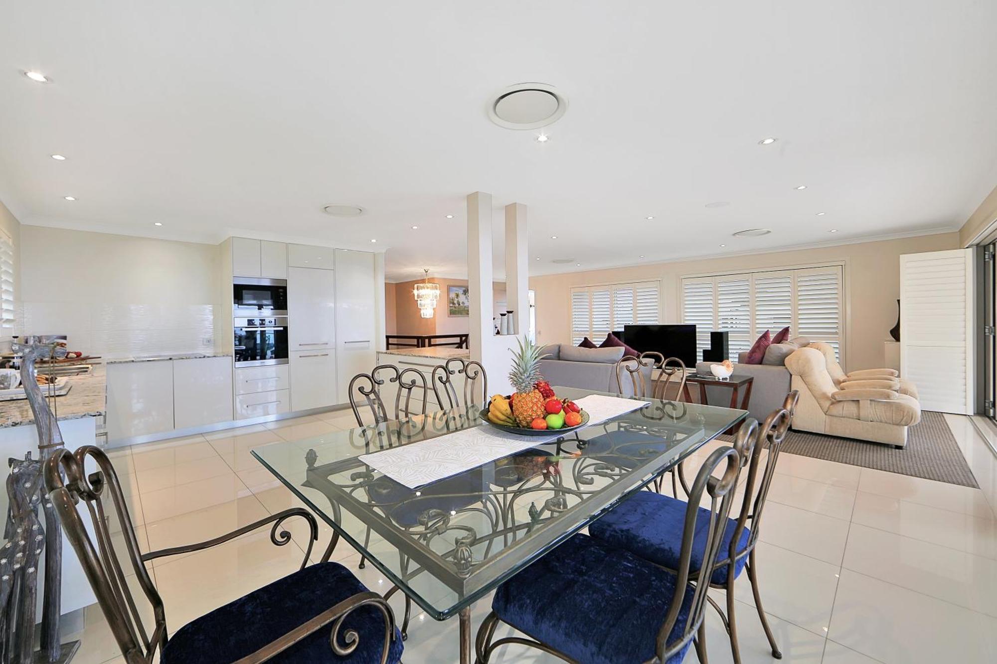 Nautilus Beachside Apartments Bargara Oda fotoğraf